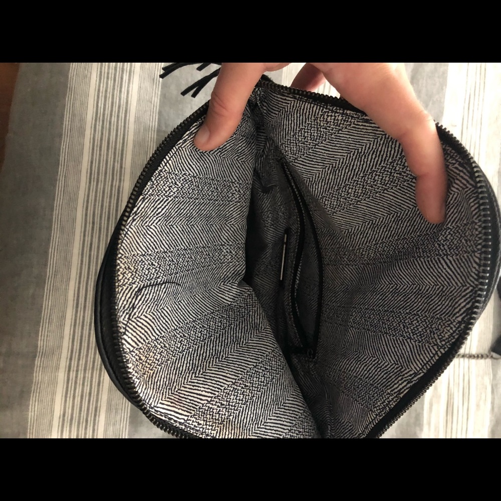 black chain link cross body purse